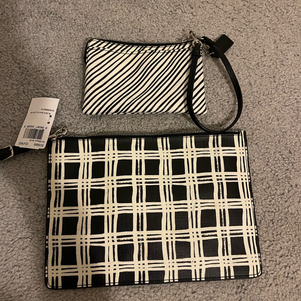 Coach wristlet set black and white